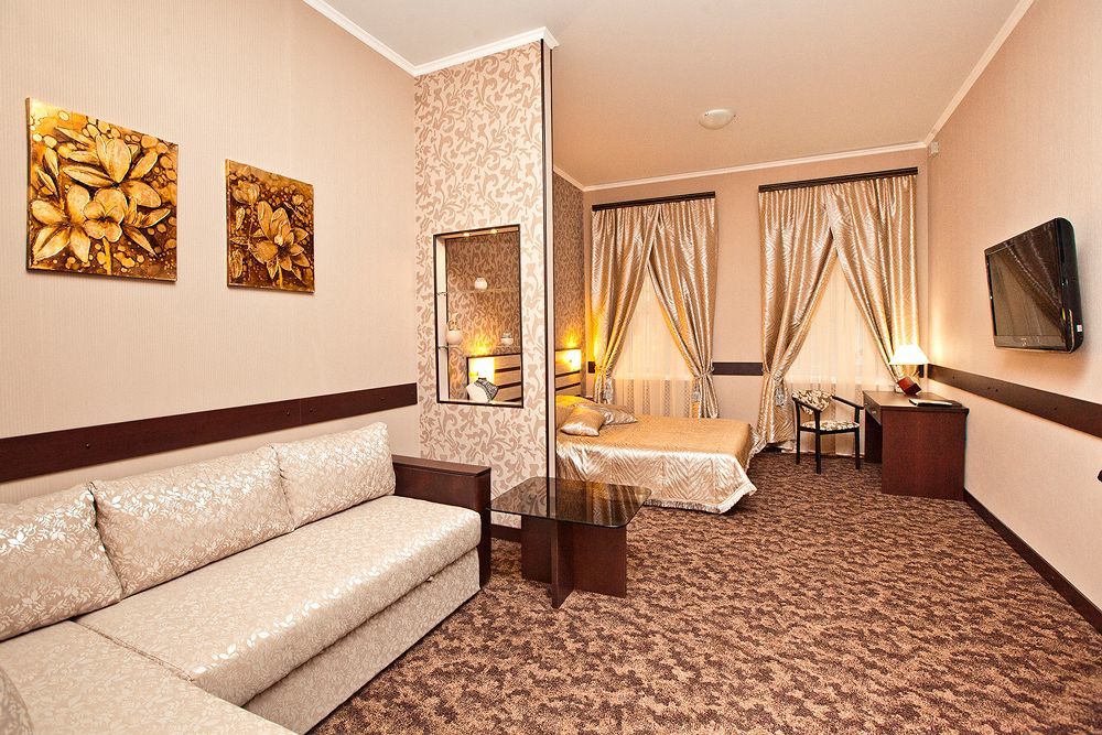 Classic Hotel Kharkiv Exterior photo